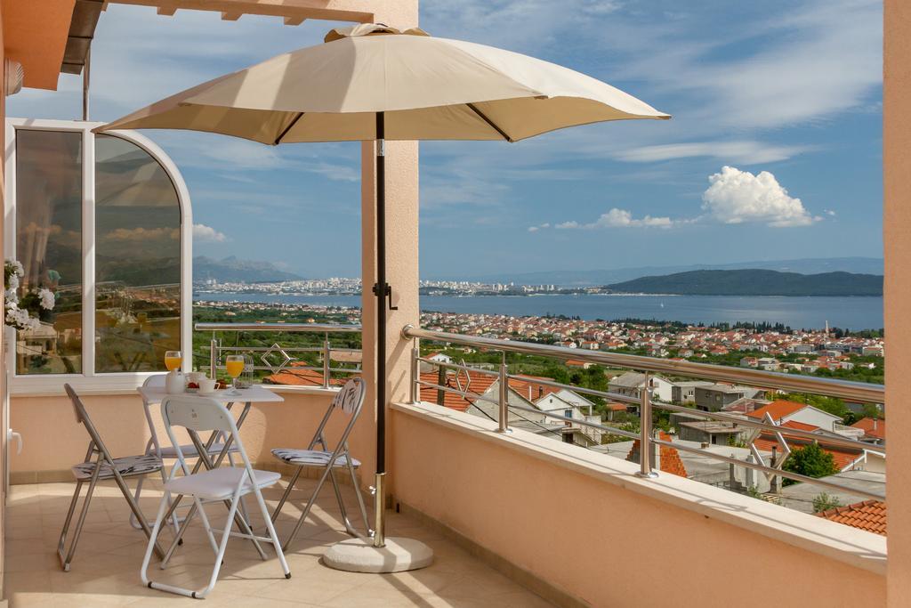 Panorama Holidays Kaštel Stari 外观 照片